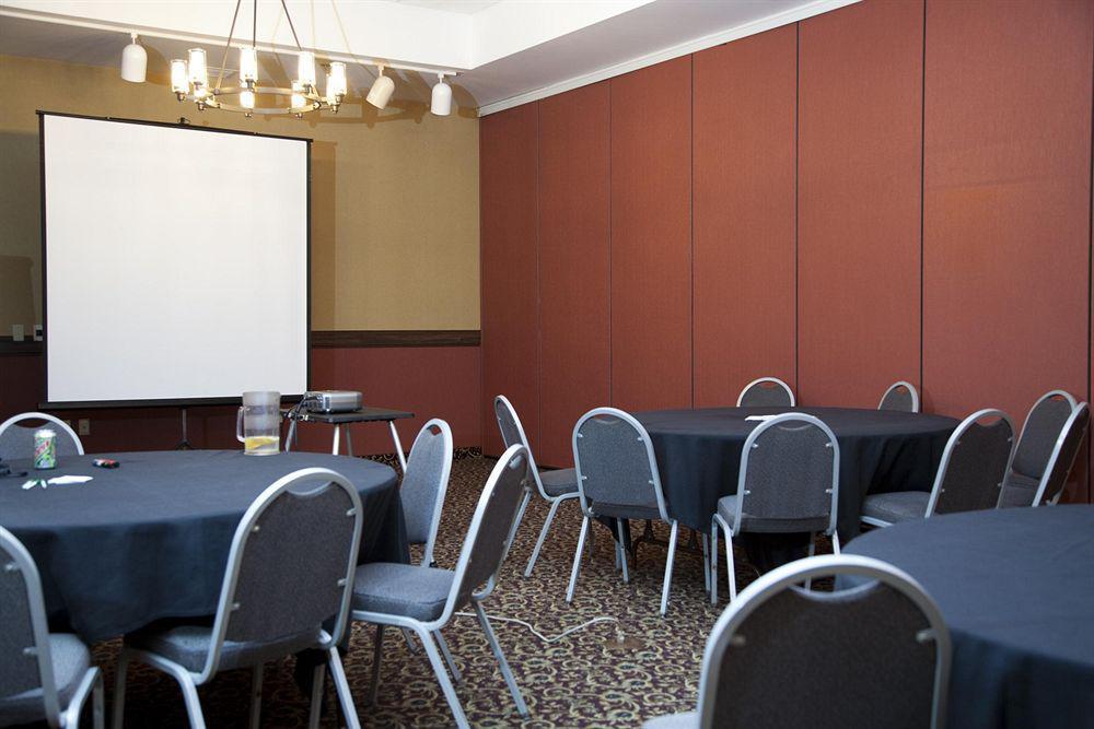 Holiday Inn Hotel & Suites Owatonna Einrichtungen foto